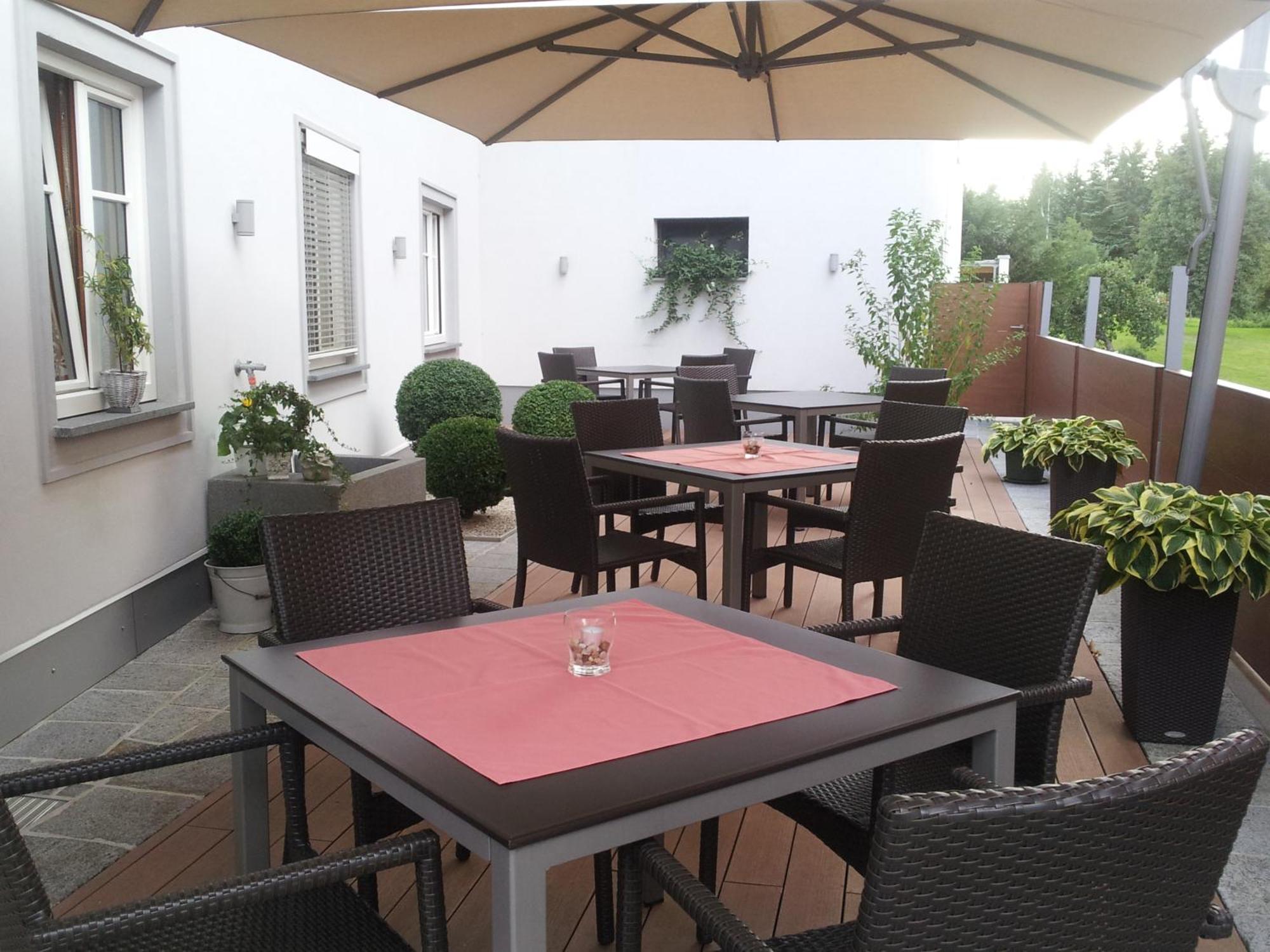 Gasthof-Pension Schuetz Wesenufer Εξωτερικό φωτογραφία